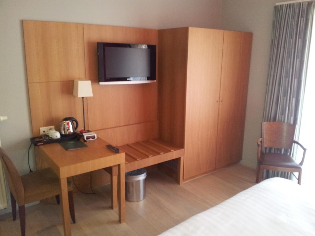 Hotel De Zalm Herentals Esterno foto